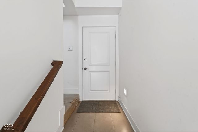 110 E North Street, Indianapolis, IN 46204