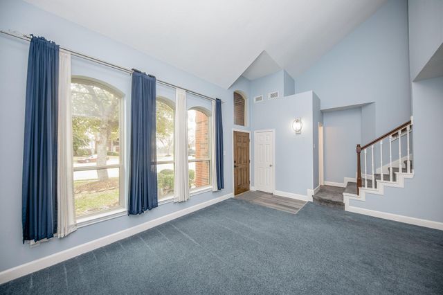 206 Cheswick Circle, Sugar Land, TX 77479