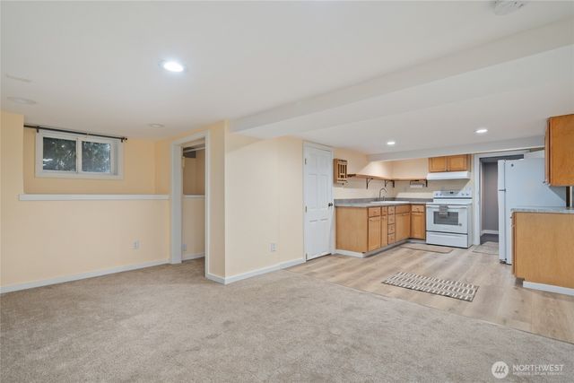 420 Renton Avenue S, Renton, WA 98057