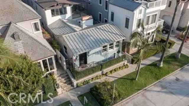 214 Marguerite Avenue, Corona Del Mar, CA 92625