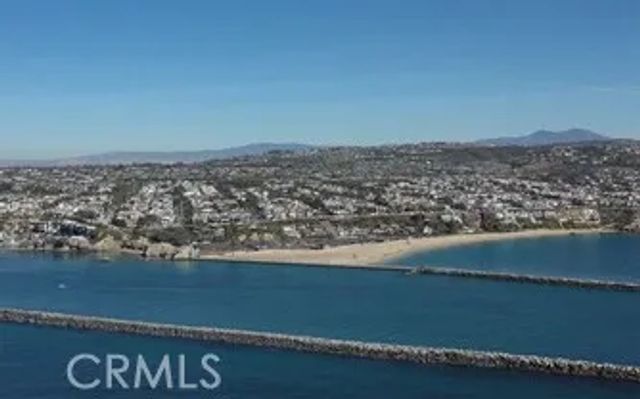 214 Marguerite Avenue, Corona Del Mar, CA 92625