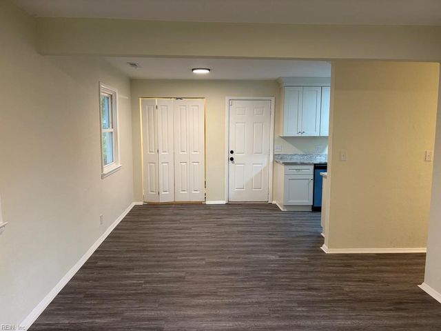 125 Carol LN, Portsmouth, VA 23701