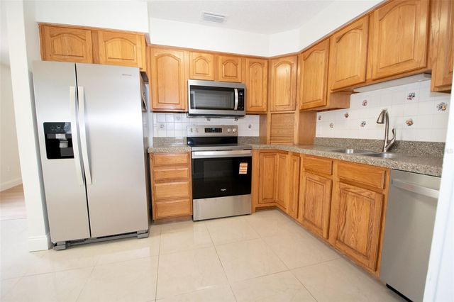 2701 CALLE STREET, Tampa, FL 33619