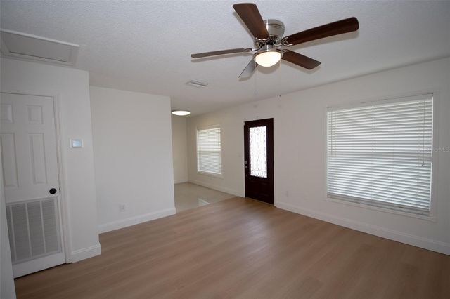 2701 CALLE STREET, Tampa, FL 33619