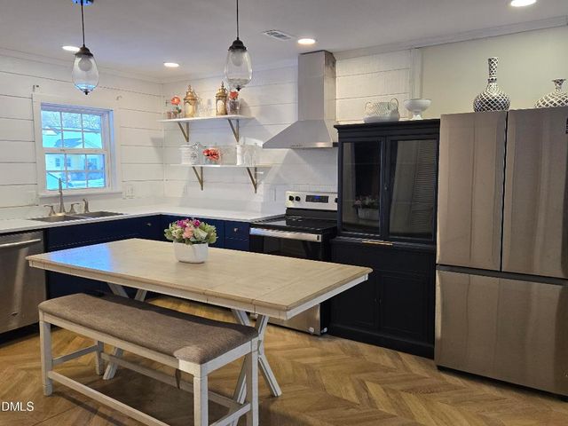 3602 Pine Knoll Drive, Raleigh, NC 27604