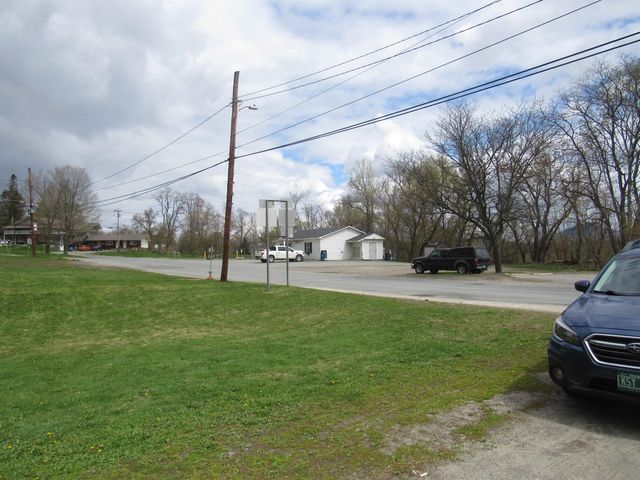 31 south Street, Troy, VT 05859