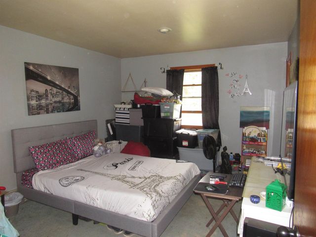 31 south Street, Troy, VT 05859
