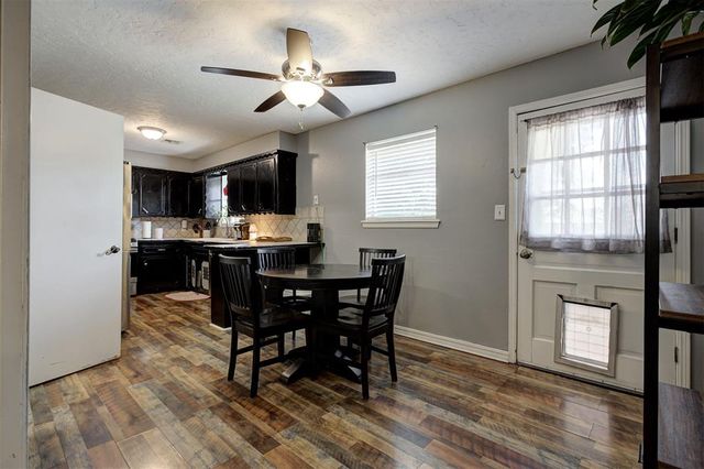 125 SW 11th Street, Moore, OK 73160
