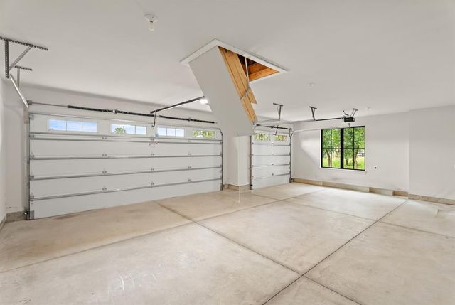 3233 Cherry Glen Drive, Jones, OK 73049