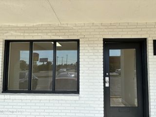 200 Pass Road, 8, Gulfport, MS 39507