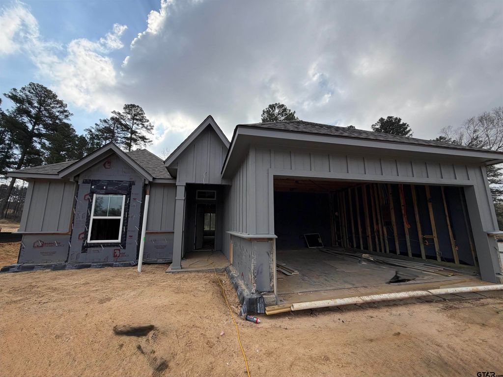 7042 Cottage Square, Tyler, TX 75703