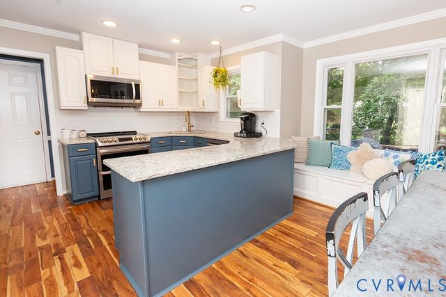 419 Rossmere Dr, Midlothian, VA 23114