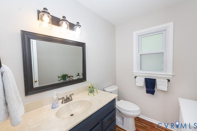 419 Rossmere Dr, Midlothian, VA 23114