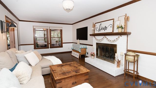419 Rossmere Dr, Midlothian, VA 23114
