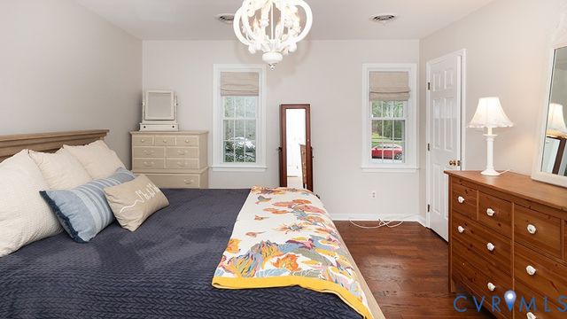 419 Rossmere Dr, Midlothian, VA 23114