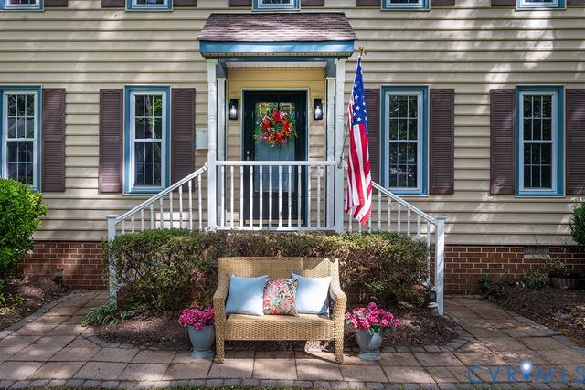 419 Rossmere Dr, Midlothian, VA 23114