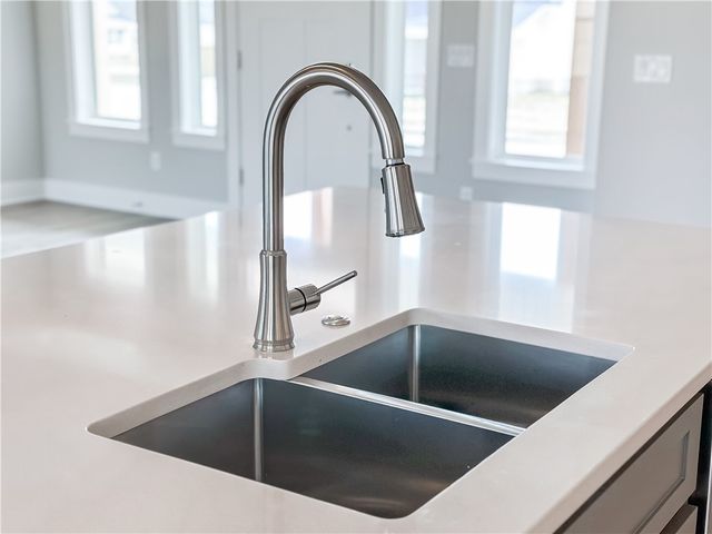 806 Mueller Way, Prairie Grove, AR 72753