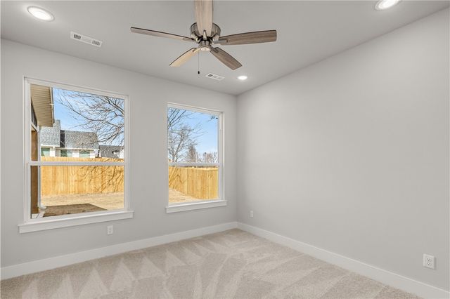 806 Mueller Way, Prairie Grove, AR 72753