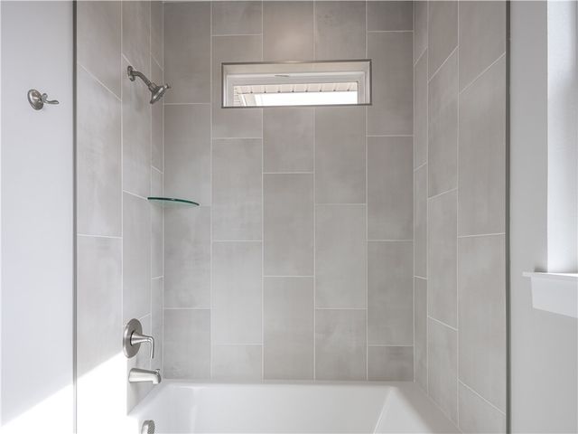 806 Mueller Way, Prairie Grove, AR 72753