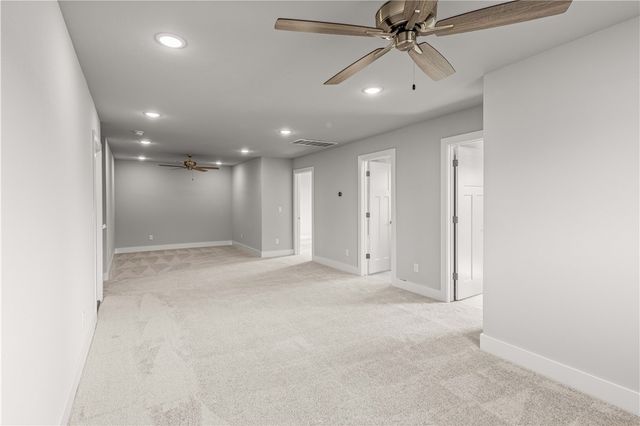 806 Mueller Way, Prairie Grove, AR 72753