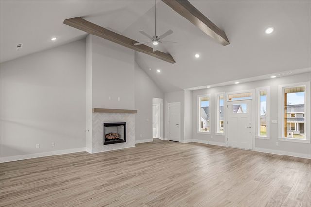 806 Mueller Way, Prairie Grove, AR 72753