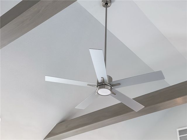 806 Mueller Way, Prairie Grove, AR 72753