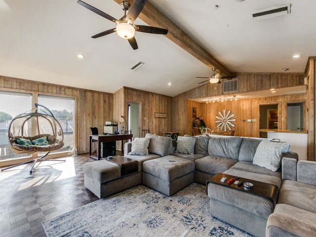 1501 Northland Street, Carrollton, TX 75006