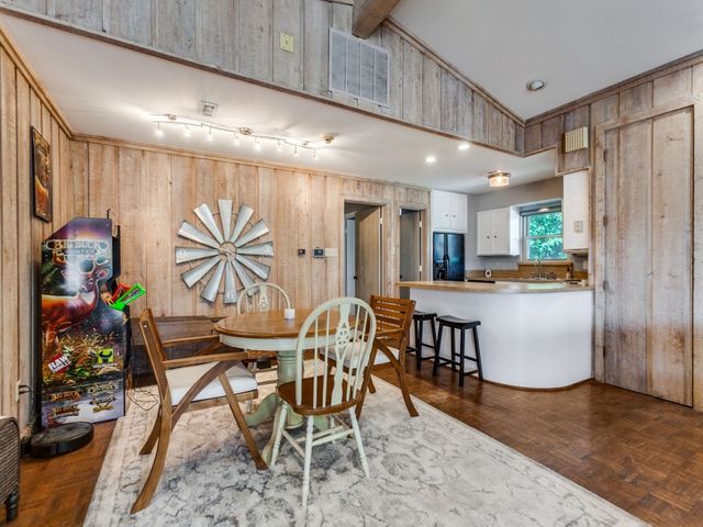 1501 Northland Street, Carrollton, TX 75006