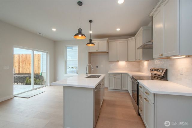41 Sussex Court, Sequim, WA 98382