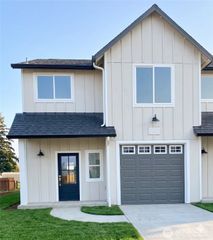41 Sussex Court, Sequim, WA 98382