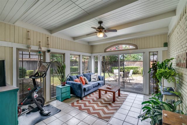 2217 Babalos Lane, Dallas, TX 75228