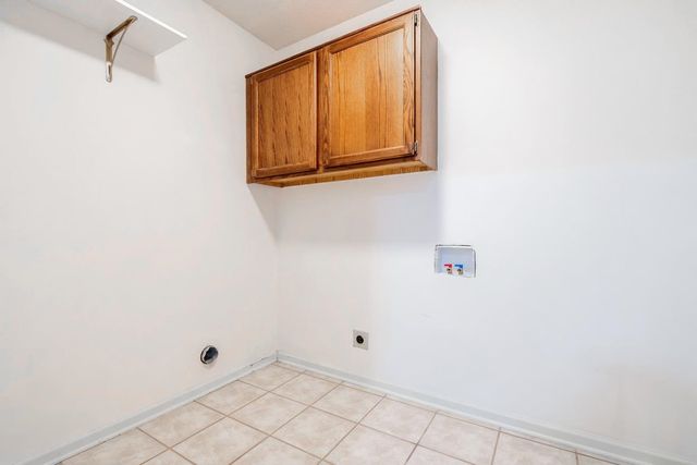2063 DALKEITH DR, Germantown, TN 38139