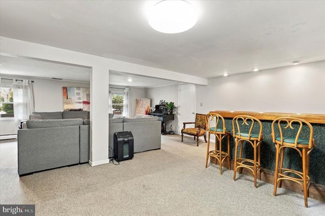 1644 HUNTINGDON RD, Abington, PA 19001