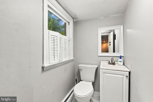 1644 HUNTINGDON RD, Abington, PA 19001