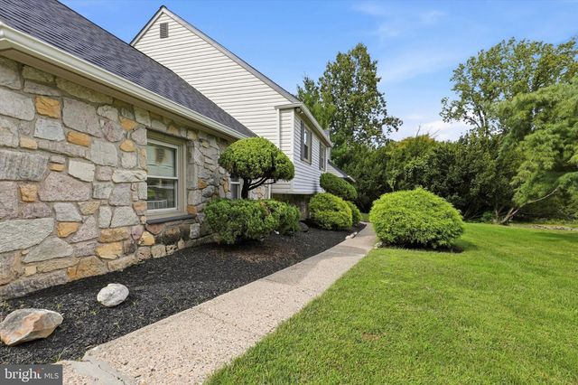 1644 HUNTINGDON RD, Abington, PA 19001