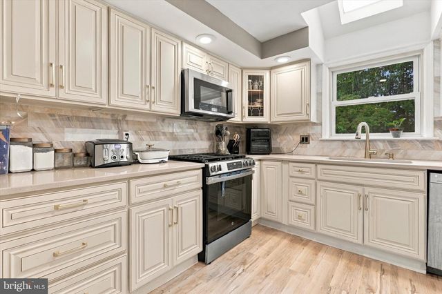 1644 HUNTINGDON RD, Abington, PA 19001