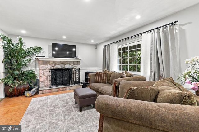 1644 HUNTINGDON RD, Abington, PA 19001