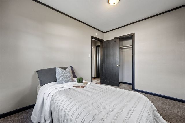 829 14th Street NE, Cedar Rapids, IA 52402