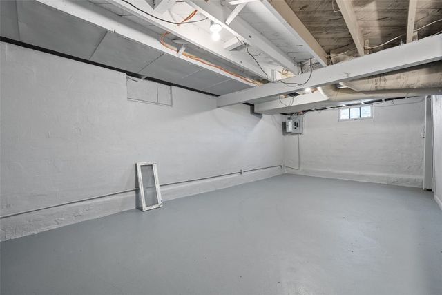 829 14th Street NE, Cedar Rapids, IA 52402