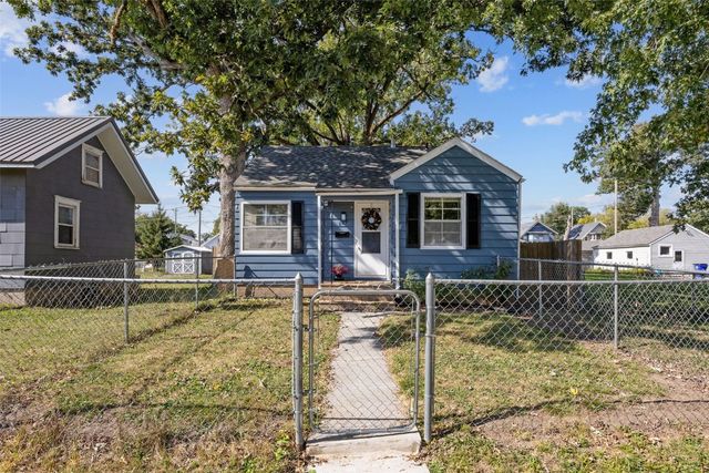 829 14th Street NE, Cedar Rapids, IA 52402