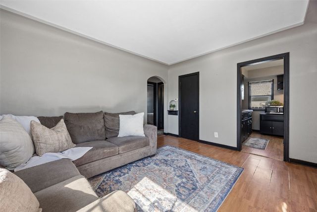 829 14th Street NE, Cedar Rapids, IA 52402