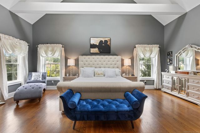 354 Oaklawn Avenue, Stamford, CT 06905