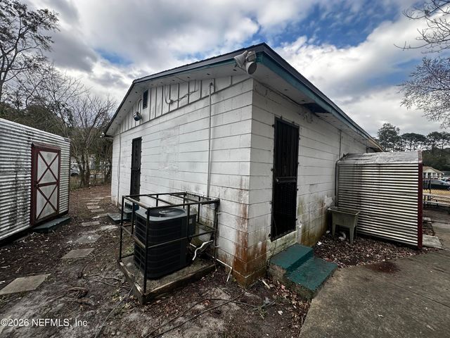 2004 BENEDICT Road, Jacksonville, FL 32209