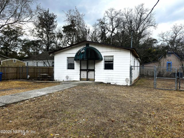 2004 BENEDICT Road, Jacksonville, FL 32209