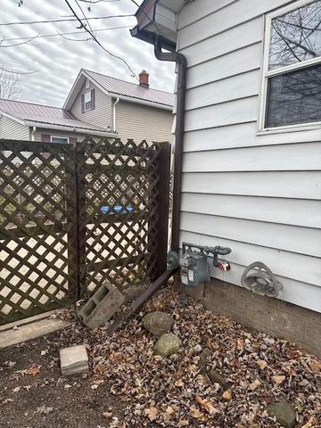 407 GRAND AVENUE, Neillsville, WI 54456