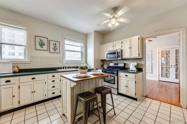 4440 Lindell Boulevard 501, St Louis, MO 63108