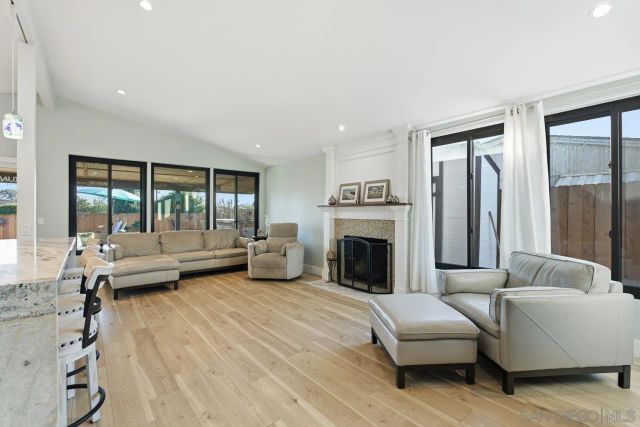 8153 Hudson Dr, San Diego, CA 92119