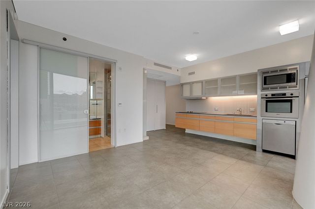 3722 South LAS VEGAS BL Boulevard 906, Las Vegas, NV 89158