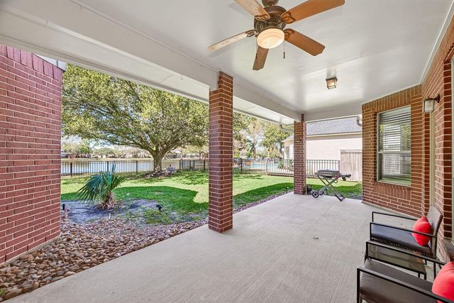 12711 Wildwood Bend Lane, Cypress, TX 77433