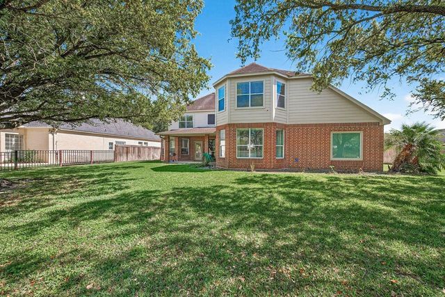 12711 Wildwood Bend Lane, Cypress, TX 77433